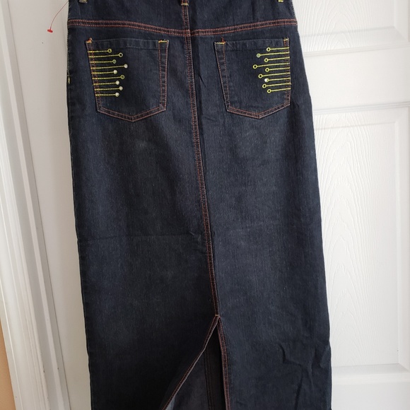 C.J.Jeans Denim Skirt - Picture 5 of 5